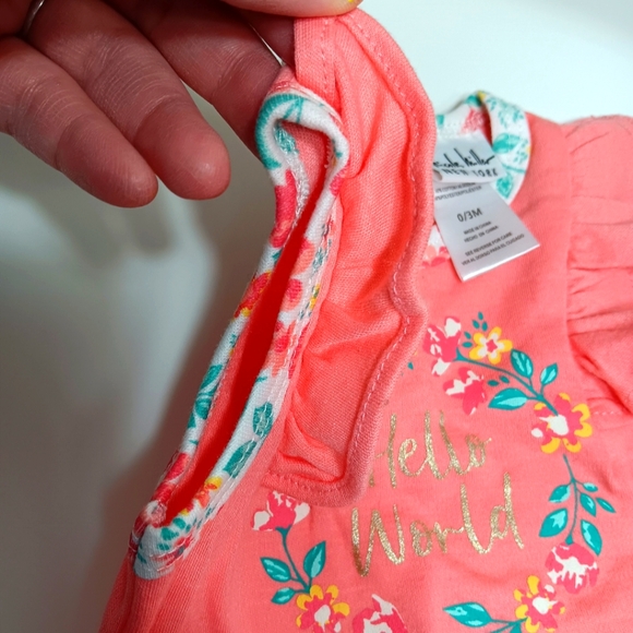 Nicole Miller New York Peach Spring Floral Onesie 0/3 Months NWT! - Picture 7 of 9